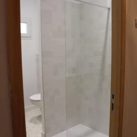 Balneotherapie Sur Le Theme Du Japon Et De La Mediterranee Apartamento *