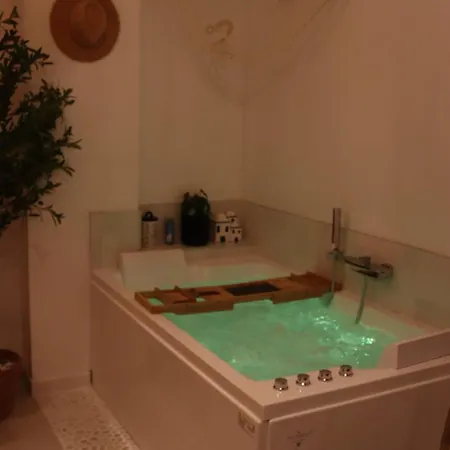 Balneotherapie Sur Le Theme Du Japon Et De La Mediterranee * Tolón