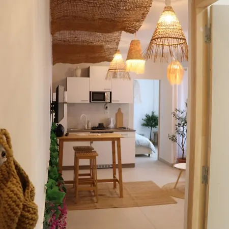 Balneotherapie Sur Le Theme Du Japon Et De La Mediterranee Apartamento Tolón