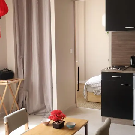 Balneotherapie Sur Le Theme Du Japon Et De La Mediterranee