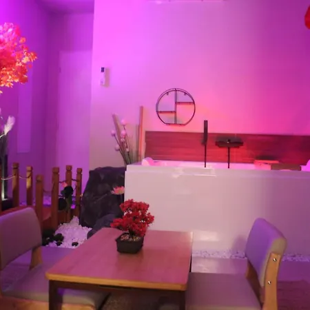 Balneotherapie Sur Le Theme Du Japon Et De La Mediterranee * Tolón